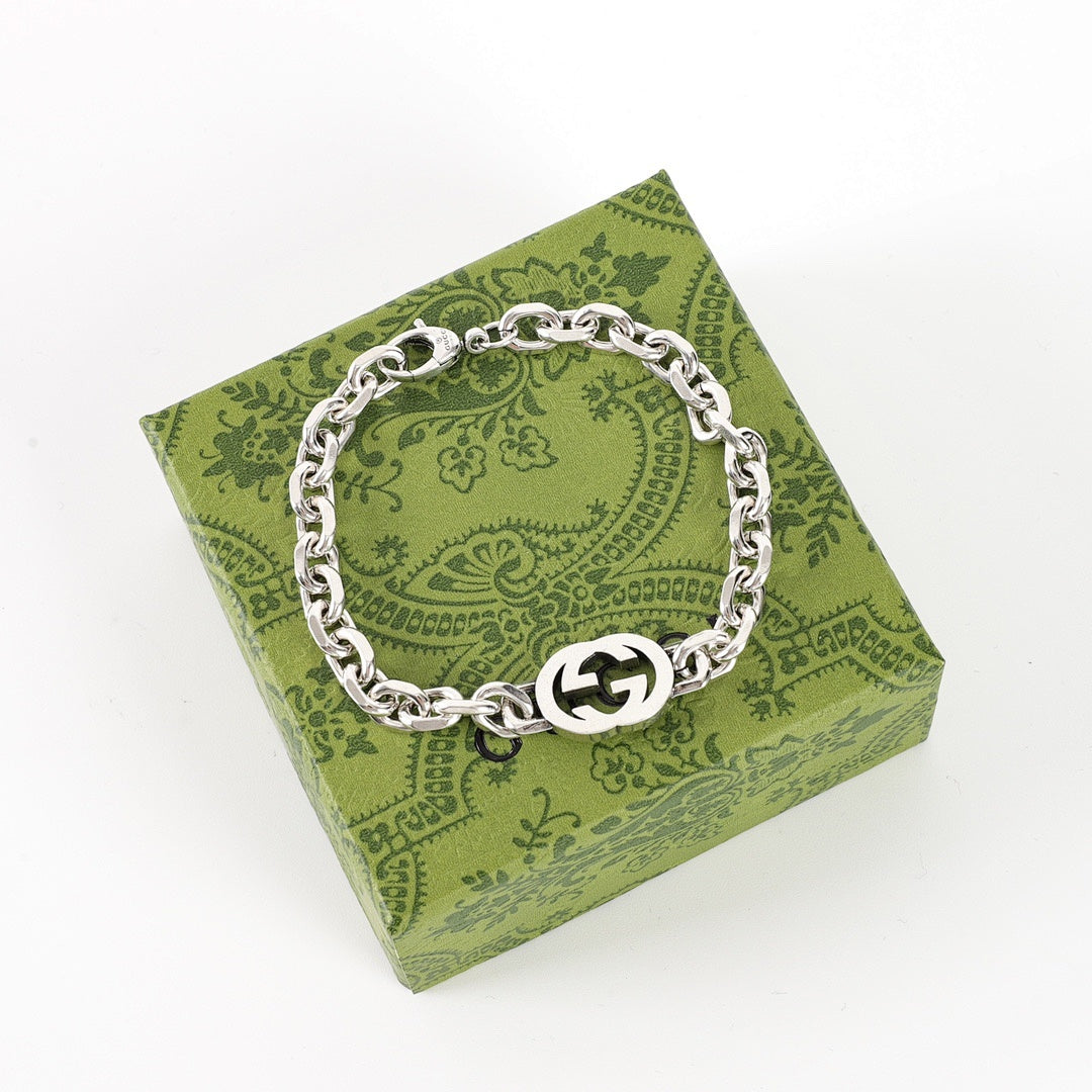 Gucci Interlocking G Silver-Tone Chain Bracelet