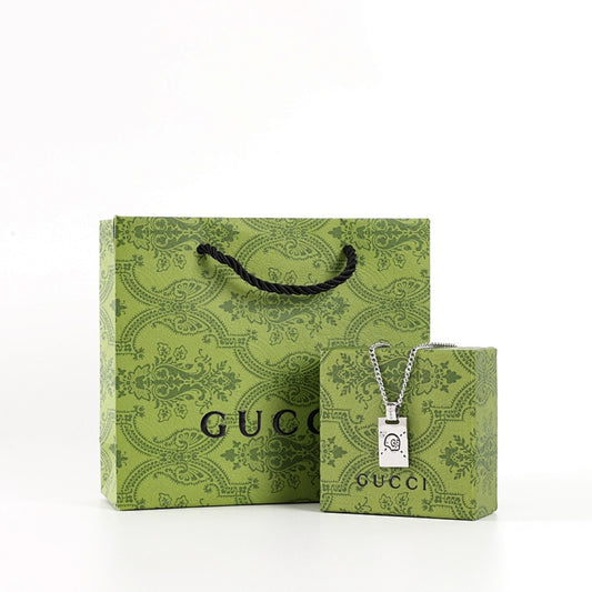 Gucci Interlocking G Logo Necklace
