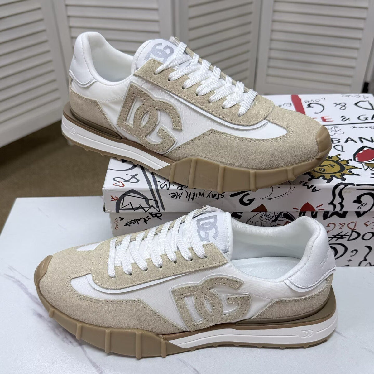 Dolce & Gabbana NS1 Chunky Runner Sneakers | Beige & White