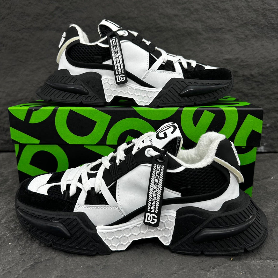 Dolce & Gabbana Airmaster Sneakers | Black & White