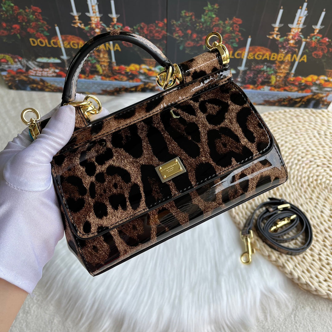 Dolce & Gabbana Women's Leather Handbag — 3 Sizes Available