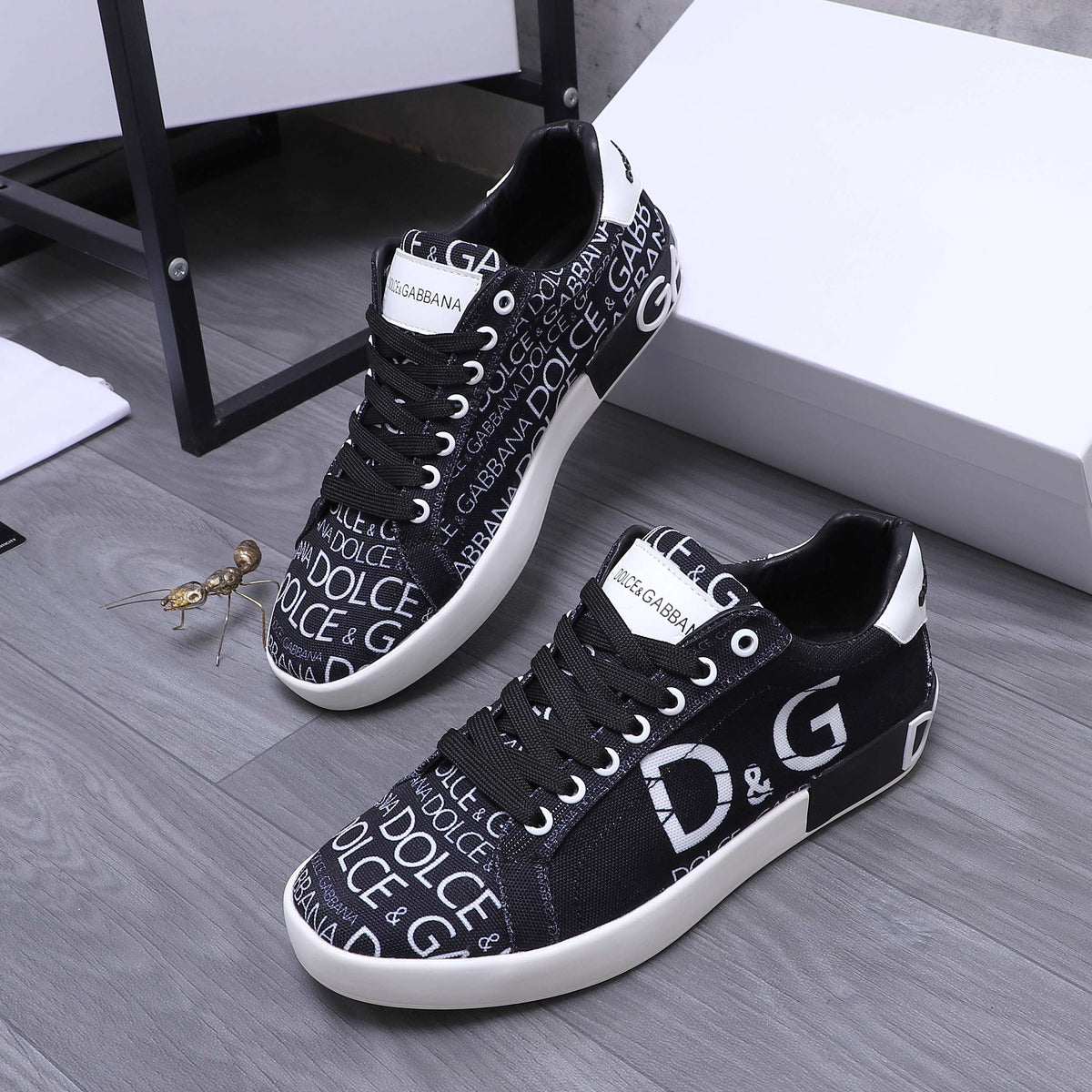 Dolce & Gabbana Portofino Logo Mania Low-Top Sneakers – Black & White