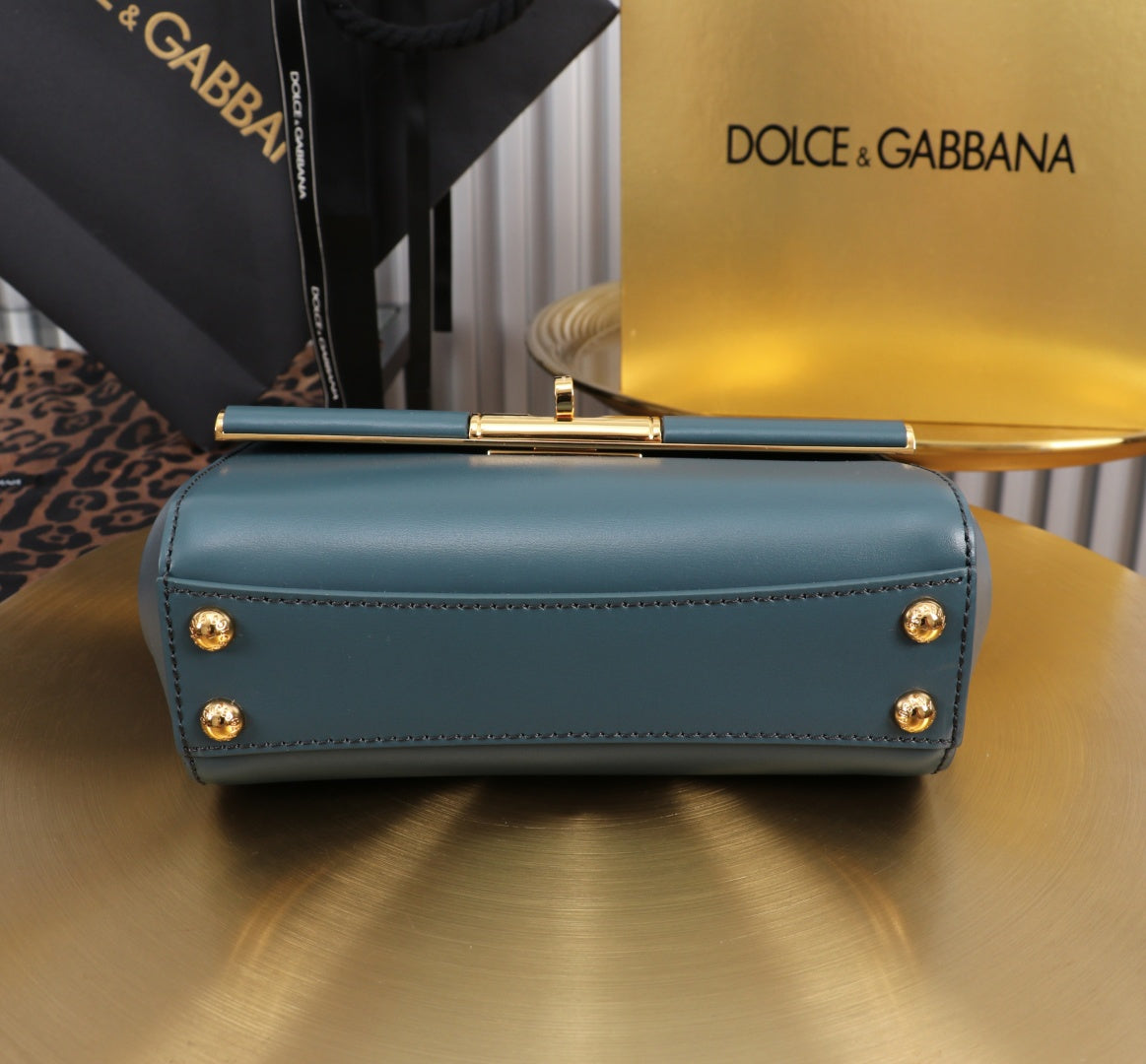Dolce & Gabbana 3-Way Leather Bag — Handbag, Shoulder & Crossbody 18×10.6×7CM