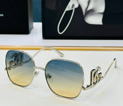 Dolce & Gabbana DG Logo Oversized Square Sunglasses | Grey Lens
