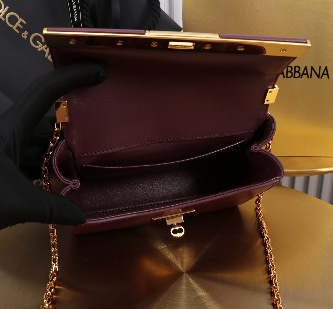 Dolce & Gabbana 3-Way Leather Bag — Handbag, Shoulder & Crossbody 18×10.6×7CM