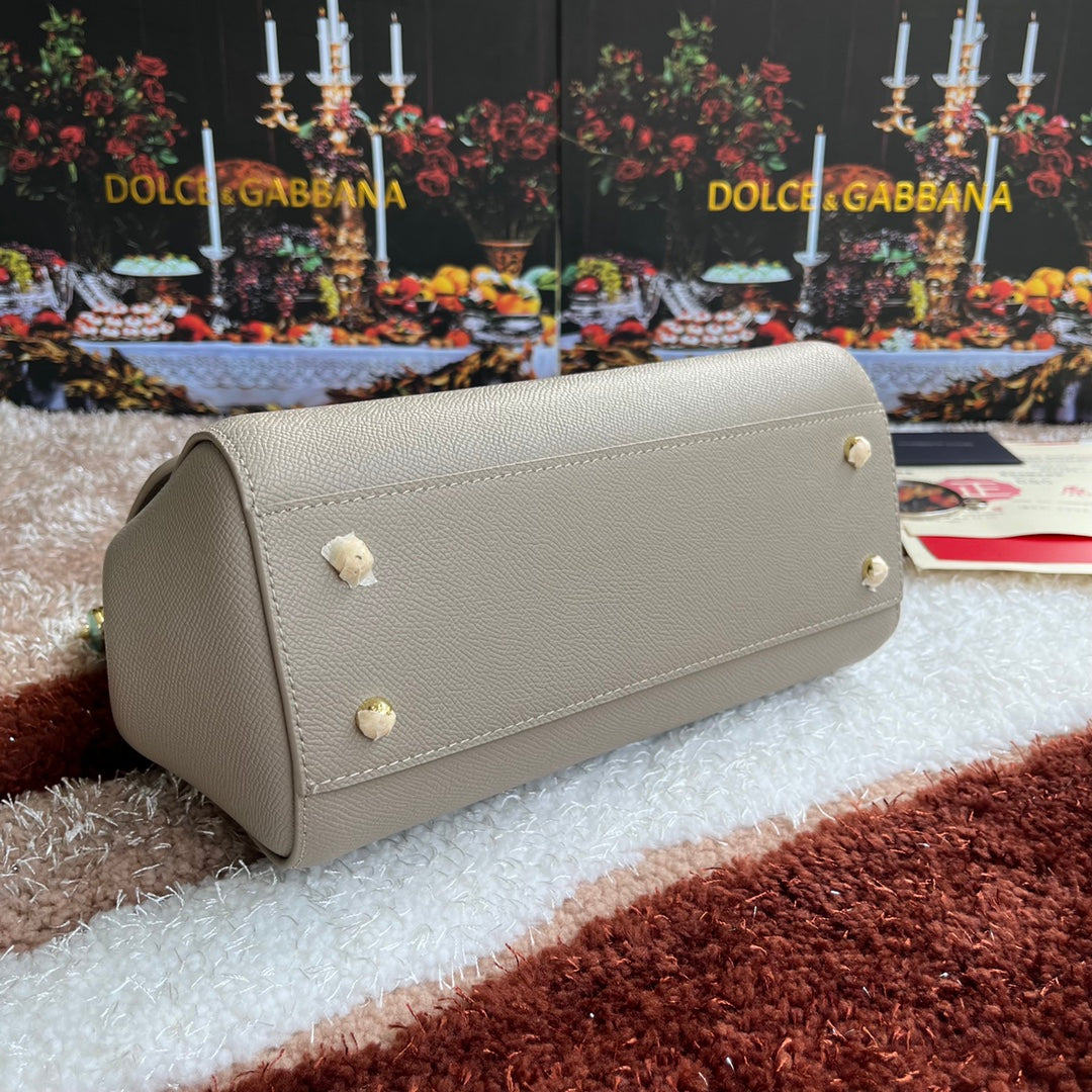 Dolce & Gabbana Women's Leather Handbag 25×20×12CM