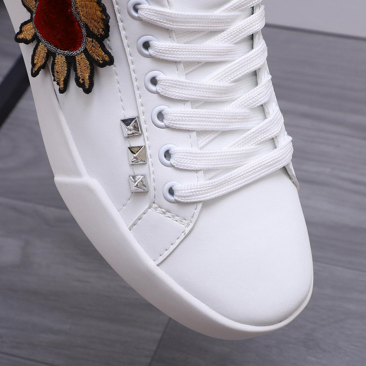Dolce & Gabbana Portofino SNK Sacred Heart Embroidered Sneakers – White