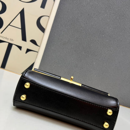 Dolce & Gabbana Classic Leather Handbag 20×13×6CM