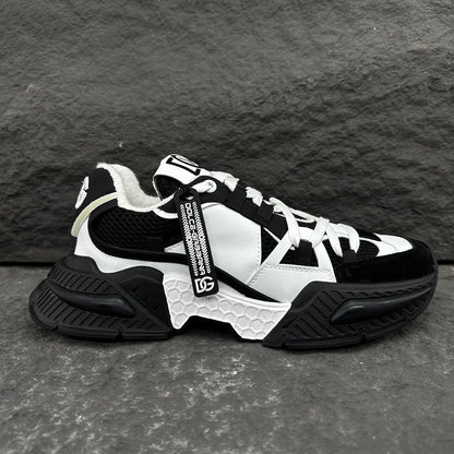 Dolce & Gabbana Airmaster Sneakers | Black & White