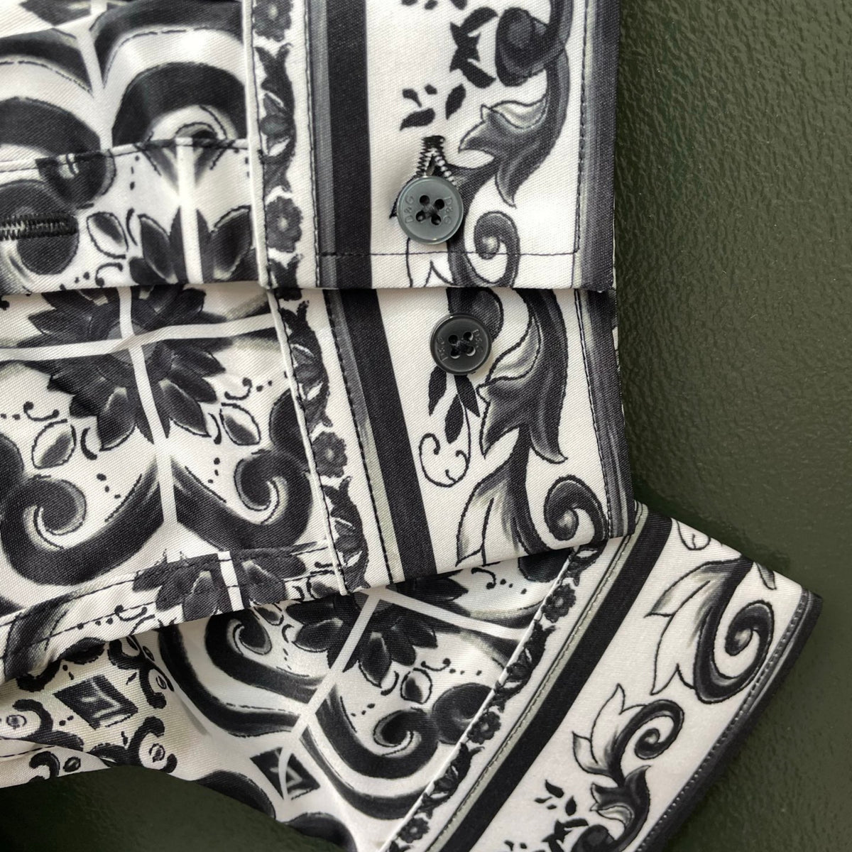Dolce & Gabbana Majolica Print Long-Sleeve Shirt | Black & White