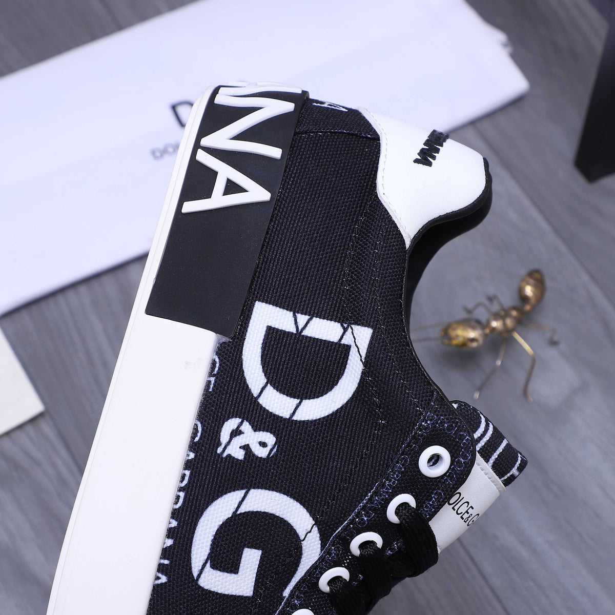 Dolce & Gabbana Portofino Logo Mania Low-Top Sneakers – Black & White