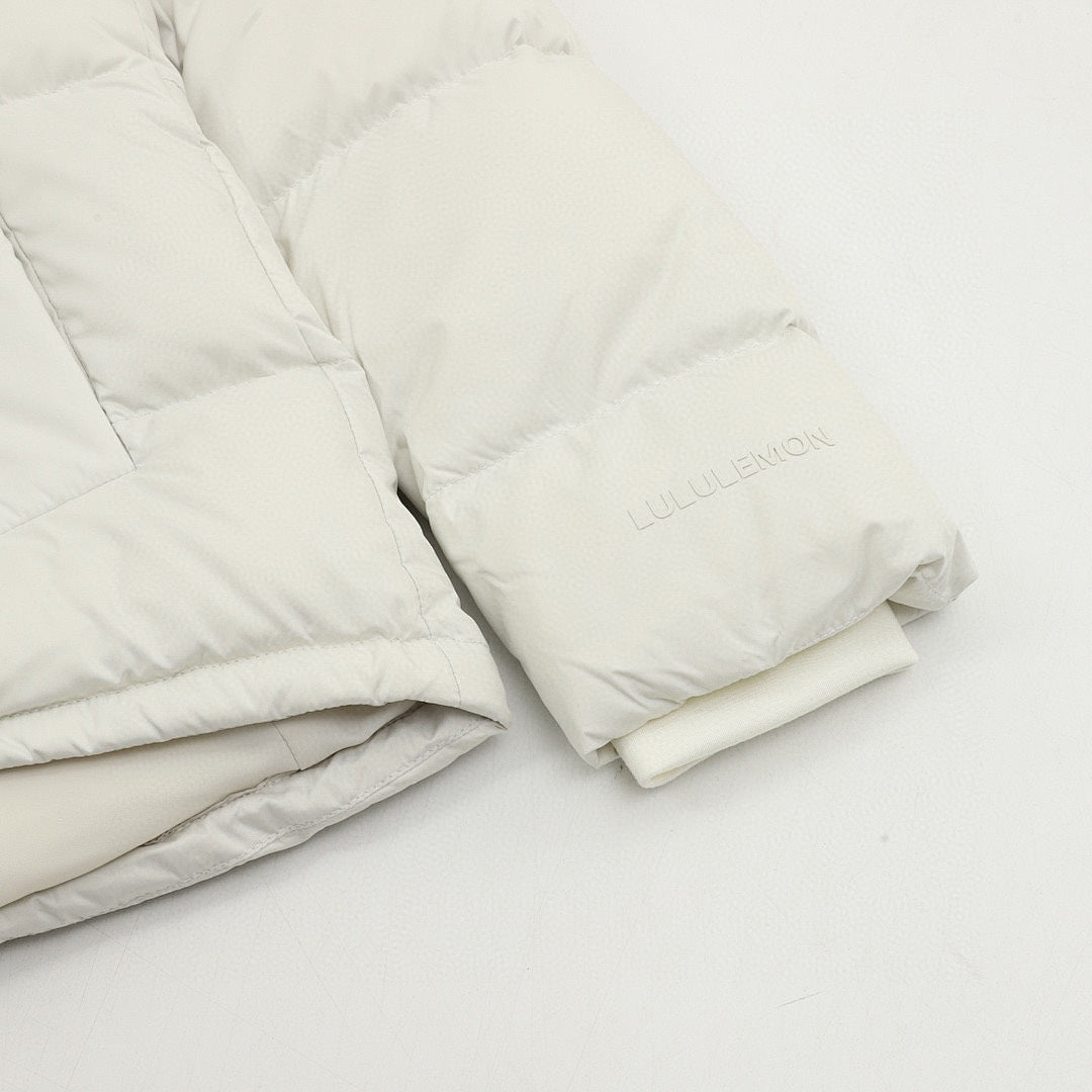 Lululemon Warrior Puff Cropped Down Jacket (5-Baffle Design)