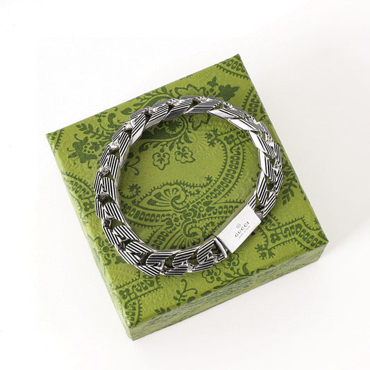 Gucci Silver-Tone Striped Link Bracelet