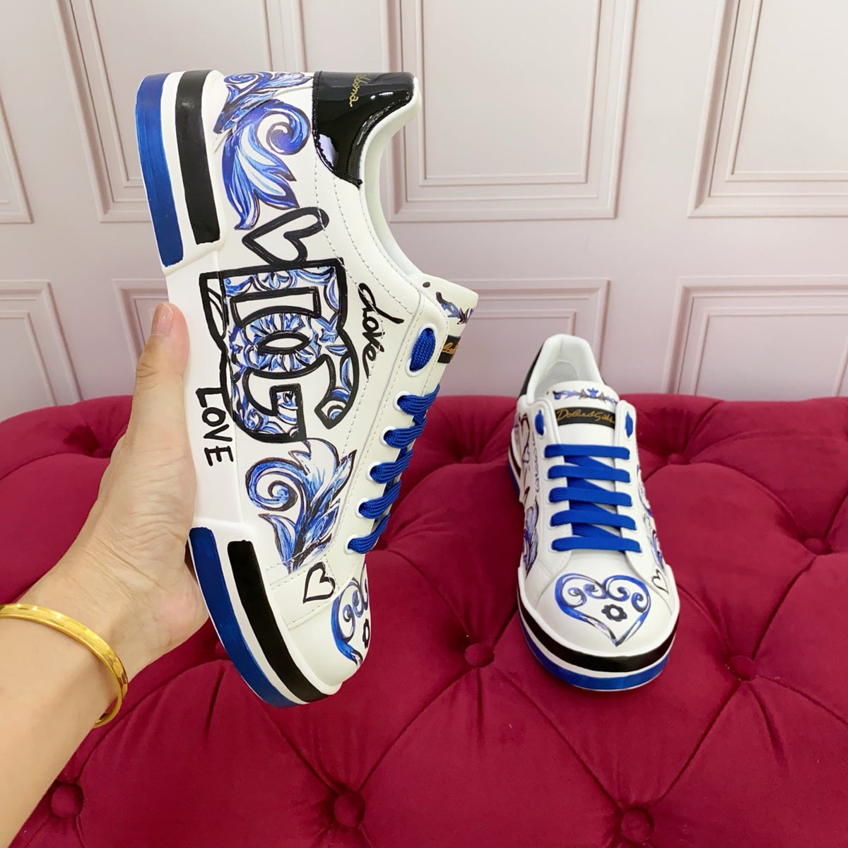 Dolce & Gabbana Portofino SNK "Je t'aime" Baroque Heart Graffiti Sneakers | White & Blue